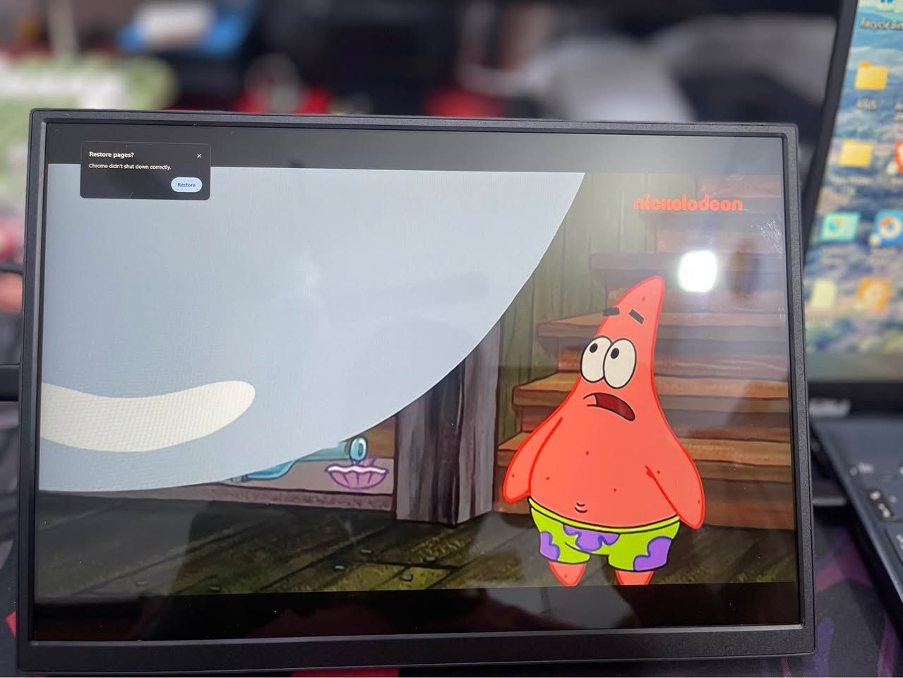 شاشة ZSUS  حجم 10 المحمولة هي شاشة عرض خارجية يمكن توصيلها بأجهزة الكمبيوتر، الهواتف، وأجهزة الألعاب، وتتميز بالموصفات التالية: 

الدقة: خيارات تصل إلى FHD 1920×1080 أو UHD 3840×2160 IPS.
التقنية: تدعم تقنية HDR لتوفير صور واقعية وسلسة. 
الاتصال: مزودة بمنافذ Dual Type C و Mini HDMI للتوافق مع مختلف الأجهزة. بغداد, العراق


**إذا كنت صاحب هذا الإعلان وتريد حذفه لأي سبب، رجاءا أرسل رسالة إلى الدعم الفني**