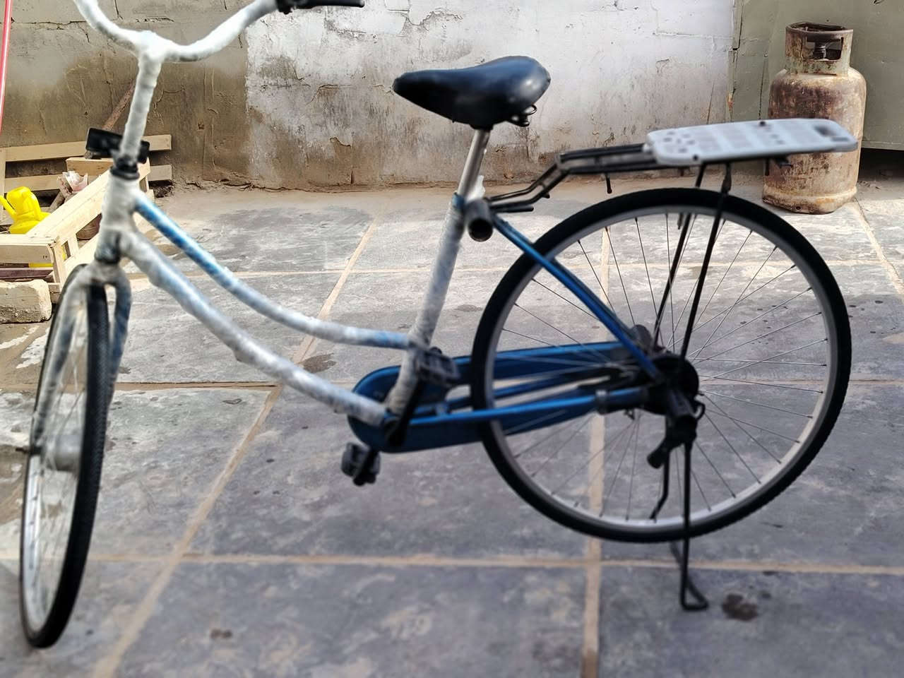 سلام عليكم للبيع باسكل موزه نضيف   بيه حساس 
السعر 70وبيه مجال  مكاني سماوه


**إذا كنت صاحب هذا الإعلان وتريد حذفه لأي سبب، رجاءا أرسل رسالة إلى الدعم الفني**