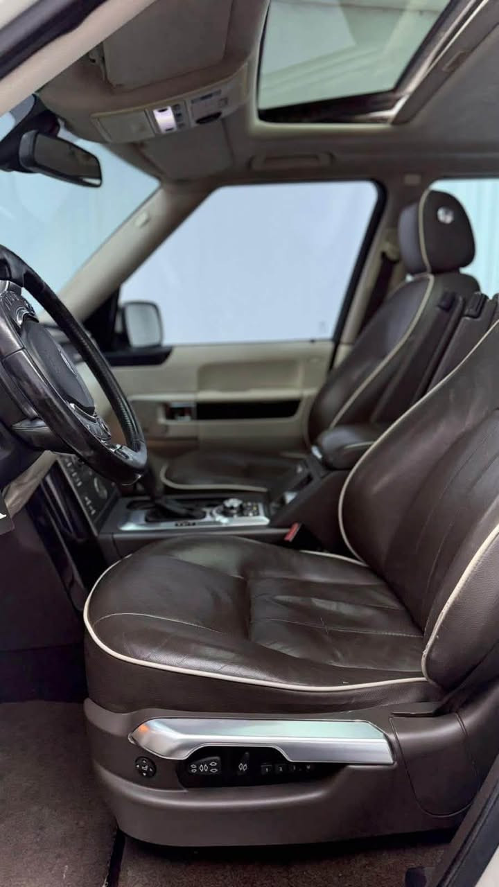 السلام عليكم
للبيع رانج روفر فوك 2010  محرك v8 بدون سوبر خليجي رقم سليمانيه مجدد ماشيه 185 الف ك/م فول مواصفات 
مابيها اي نقص كلشي شغال ، جكات شغاله ، محرك مفتوح 
((موجود ضمن الصور السونار ))
بيها حافة البنيد صبغ فقط 
مكان السياره حله قرب دائرة صحة بابل 
السعر 128 
***********
