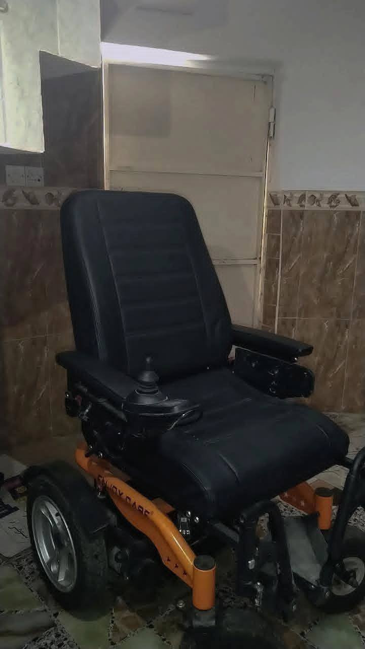 سلام عليكم كرسي كهرباهي جديد بسعر مناسب بـ300الف وبيه مجال  مكاني السماوه 
رقم الهاتف ***********وتساب
