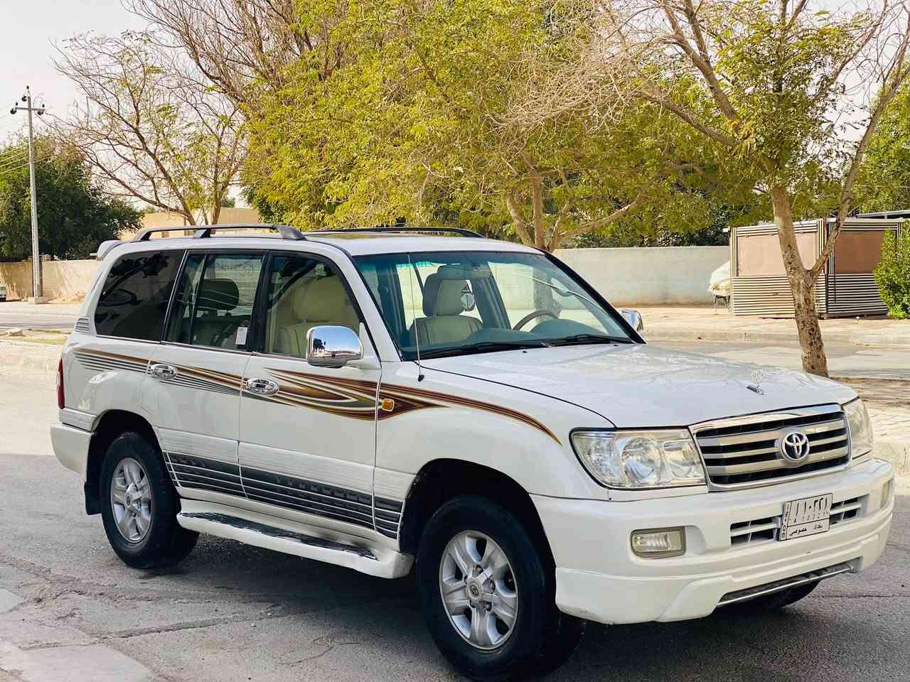 لاندكروز مديل 2006خليجي السعر 134للأستفسار ***********مكفوله من الضربه مصبوغه  لجماليه مكفوله من التجيه او انقلاب سياره جديده وجاهزه حداديه محرك وكير مكفولات محرك 6سلندر حجم 4000فول مواصفات شاشه فتحه كامره 7راكب 3قطع تبريد ثلاجه فورويل دبل تانكي  تبريد ثلج ❄️ رقم بغداد  مكان كربلاء كربلاء, العراق
