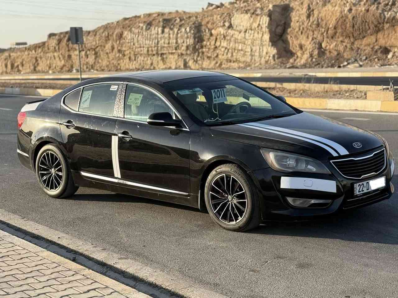 للبيع كيا كادينزا  2011
رقم اربيل الجديد 
 سنويه بأسمي 
شرط تحويل وكالة
محرك 6 سلندر 3500 دووش
صدر زيرو مبدله
تخم تاير جديد مشيلن الأصلي تخم دسكات
شاشه وكامره 
حساس خلفي امامي 
بانوراما 
بصمه تشغيل وبيبان 
أناره داخليه والدوسات وترحيب
كراسي اماميه كهرباء 
تحكمات ستيرن 
حاجب لايت 
وزنون 
السياره جداً نظيفه وخاليه من كل نقص
تبريد ثلج 
السياره خليجيه 
بيه قطعتين صبغ بونيت و جاملغ سكن

السعر 105 ورقه بي مجال

مكاني كركوك

***********
