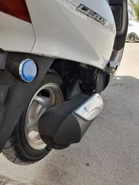 ليدي للبيع السعر ٨٥٠ وبي مجال بسيط ٠٧٧١٥٠٢٢٣٠٨