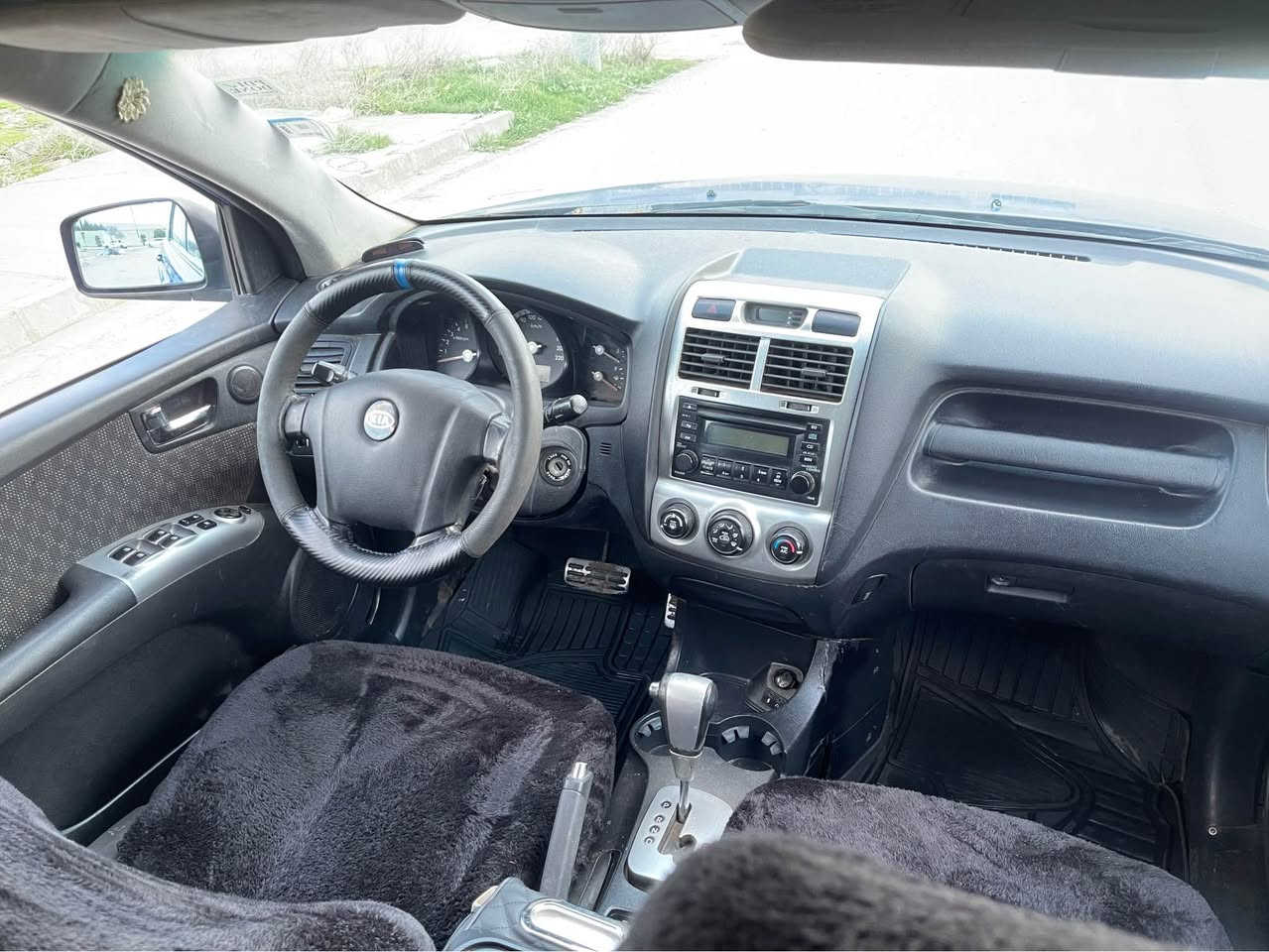 كیا سپۆرتاج 2010 بڕاوەی دوبەی گێڕو مەكینەی كامریەلۆك گێڕو مەكینەو كارەبای بەشەرت سەیارەیەكی توندو تۆڵ و جوانە نرخی 45 وەرەقەو معامەلە گۆڕینەوەش دەكەم بە سەیارەیەك بە دڵم بێت *********** السليمانية, العراق
