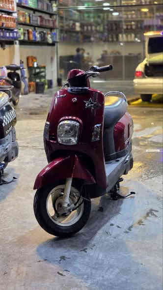 سلام عليكم دراجه ماكس بوليس كفاله عامه أي نقص ما بيها صار اقل الشهر من طالعه وصل معرض مختمه جيب فيتر وفحص مكاني نجف ڪوفه حي 17 تموزز للستفسار ***********
