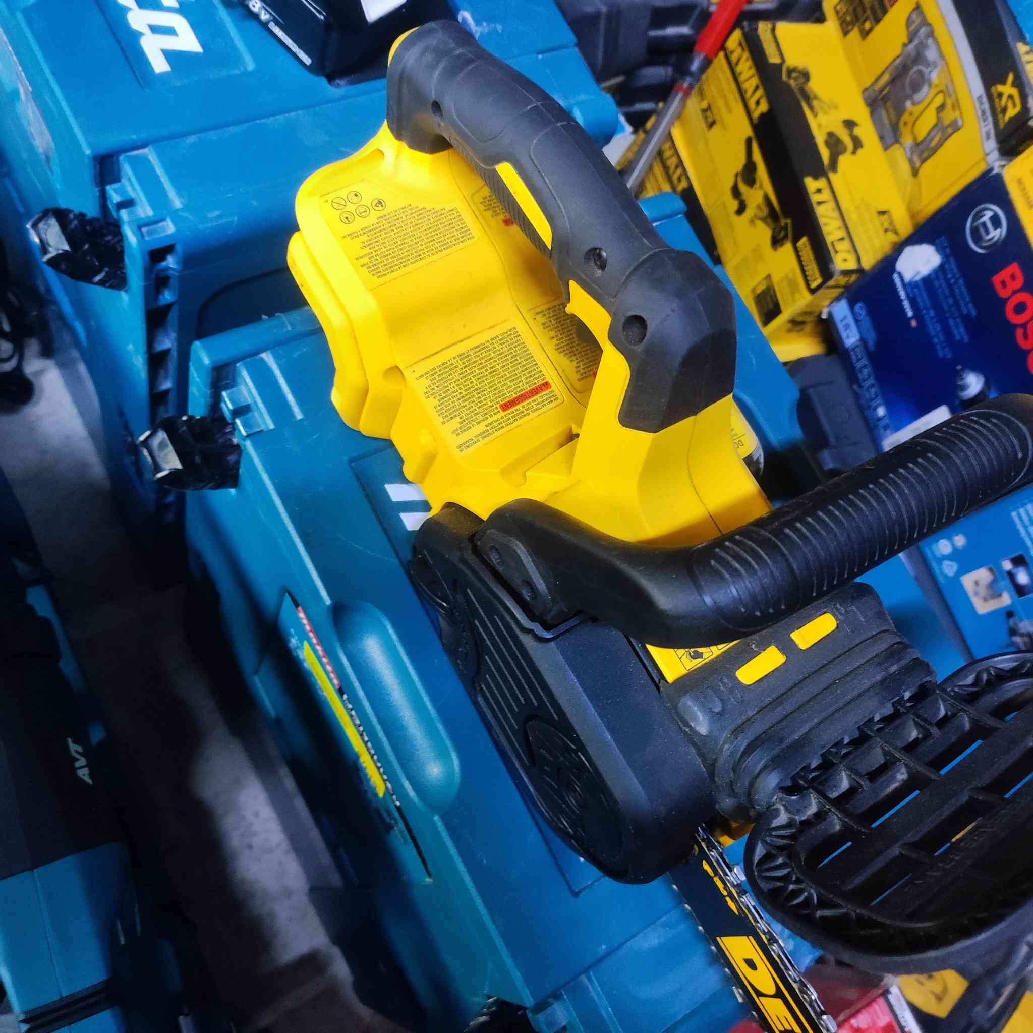 للبیع
منشار دیولت 

مستعمل نضيف 95 بلميه


**إذا كنت صاحب هذا الإعلان وتريد حذفه لأي سبب، رجاءا أرسل رسالة إلى الدعم الفني**