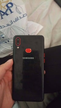 سامسونج S10 • ريلمي • بدون شاشة