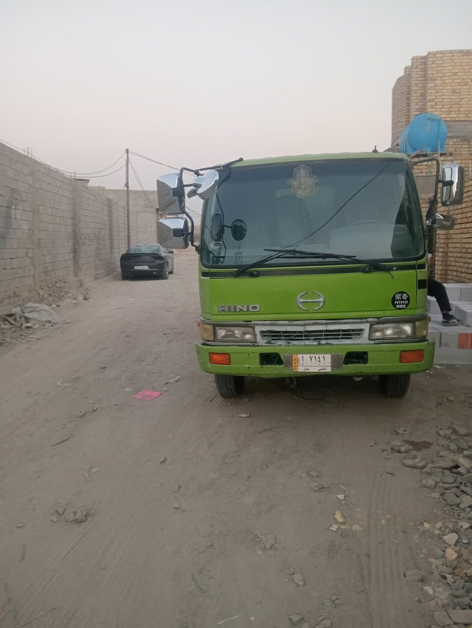 هينو هنكر قلاب تك قماره موديل 98هاذ مكفول شاصي ومكينه مكان الناصريه ***********
