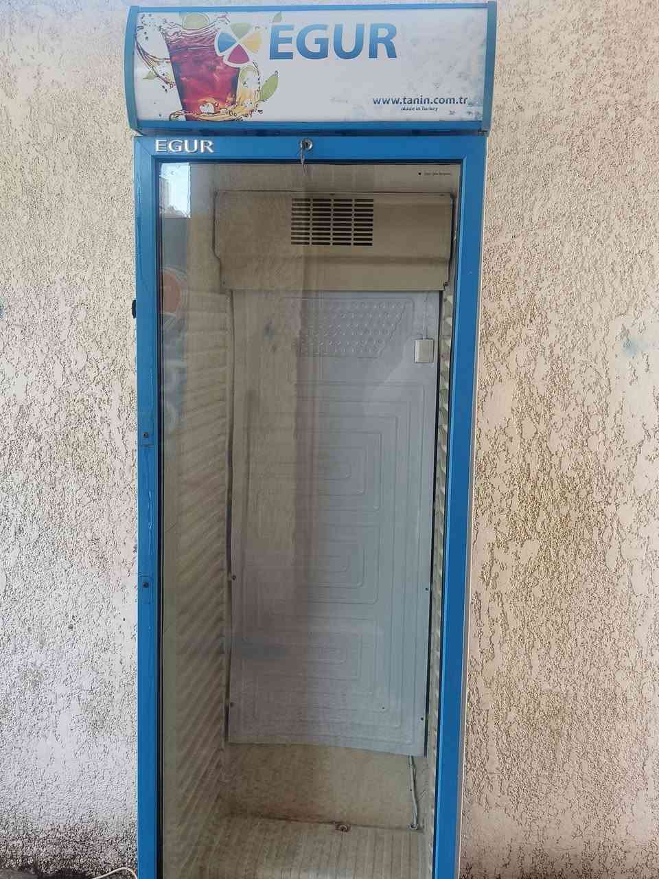 عارضه للبيع تبريد ثلج سعر ٢٢٥
***********
