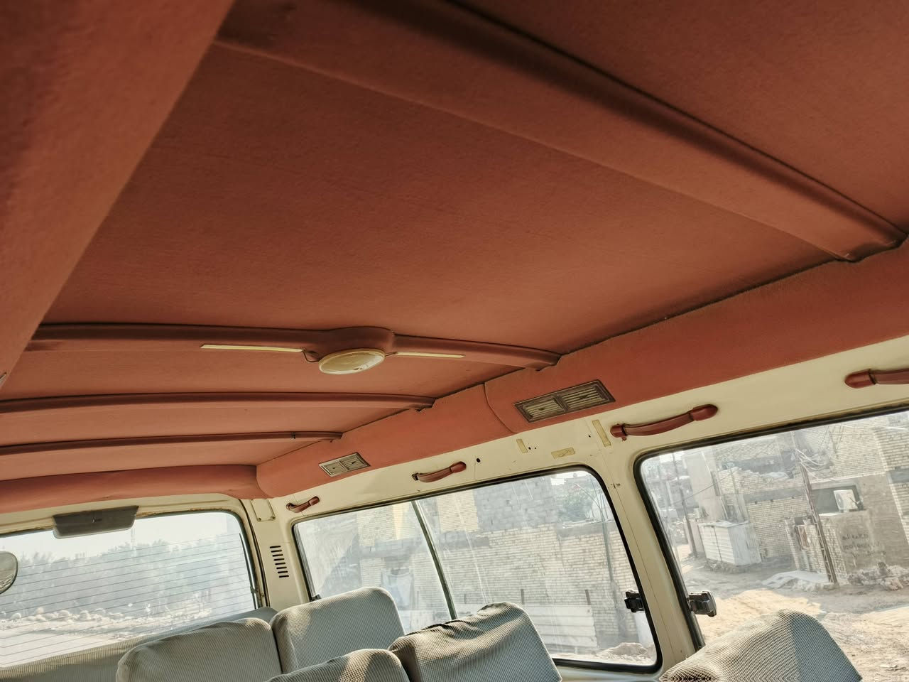 السلام عليكم فتون موديل 2015سياره كفاله عامه من الضربه من التعمير صدر امامي خلفي نضيف تخم تاير مكينه بيها خيط بخار منضومه غاز رقم انكليزي بسمي شرط التحويل 
مكاني بغداد الامين الثانيه سعر 80 وبيها مجال 
***********
