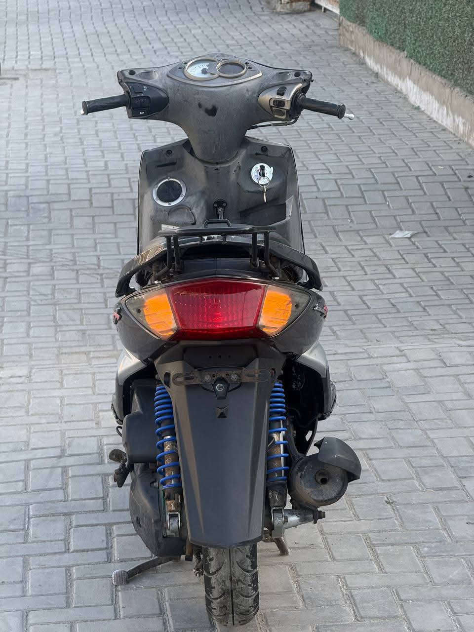 السلام عليكم سكنس فحل نوزل دراجه رنبه مكينه كفاله الكفر مختم من طول لطول ختم واحددراجه سلف وهندر كهربائيات شاير عالي ناصي مكفوله مابيها نقص برغي الدراجه صارخمس أشهر من نازله من لرنبه أوراق موجوده جيب وياك فيتر وفحص المكان بغداد الحسينيه 850 النتصار***********
