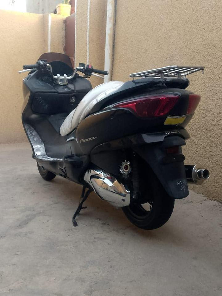 سلام عليكم فورزه 8️⃣0️⃣ للبيع المكان ناحيه الوحده قرب مجمع بسمايه


**إذا كنت صاحب هذا الإعلان وتريد حذفه لأي سبب، رجاءا أرسل رسالة إلى الدعم الفني**