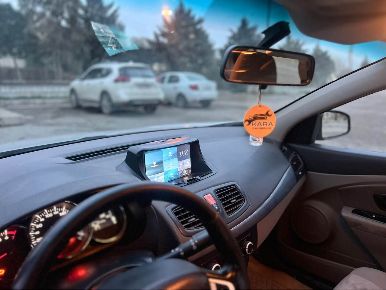 سامسو ن ٢٠١١يه ك بارجه بو ياخ بي نو ته بريد تو ماتيك abs سه نه وي و ره قه م تازه به شه رتي كيرو مكينه بلا د مكينه تبدّا تا يه تا زه بي ته قه و ره قه زو ر باكو بيكشه به شه رتي تحول وكا له نرخي 68كه مك مجال( ***********)(***********) السليمانية, العراق
