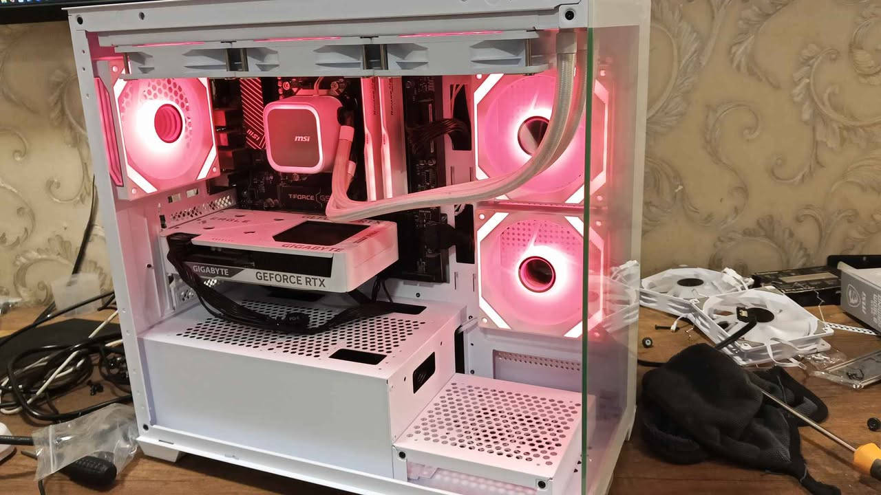 CPU: RYZEN 5 9600 X
GPU: RTX 5060 8G Gigabyte 
MB: MSI PRO B650M-P DDR5
PSU: 650W 80 PLUS SEGOTEP
STORAGE: 1T NVME T-FORCE 650
RAM: 2X16 32G 6000MH2. G.SKILL DDR5
COOLER: MSI 360M WITIE
CAVAR: X7 FAN ARGB

1150$ أربيل, العراق


**إذا كنت صاحب هذا الإعلان وتريد حذفه لأي سبب، رجاءا أرسل رسالة إلى الدعم الفني**