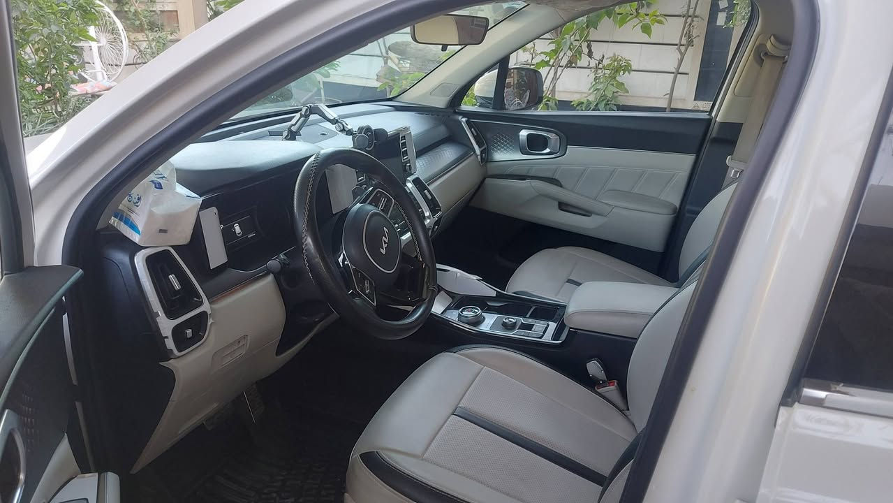 السلام عليكم سورينتو ٢٠٢٢ بغداد السونار مرفق السعر ٢٧٠ وبيها مجال الاتصار *********** مكان السياره بغداد الدوره غير متواجد على الفيس
