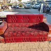 قنفه كبيره • كرسي نضيف • اور أم الكبر