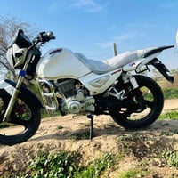 ‏شاكي محرك 200 للبيع  ٠٧٨٣٠٣٣٥٨٣٣