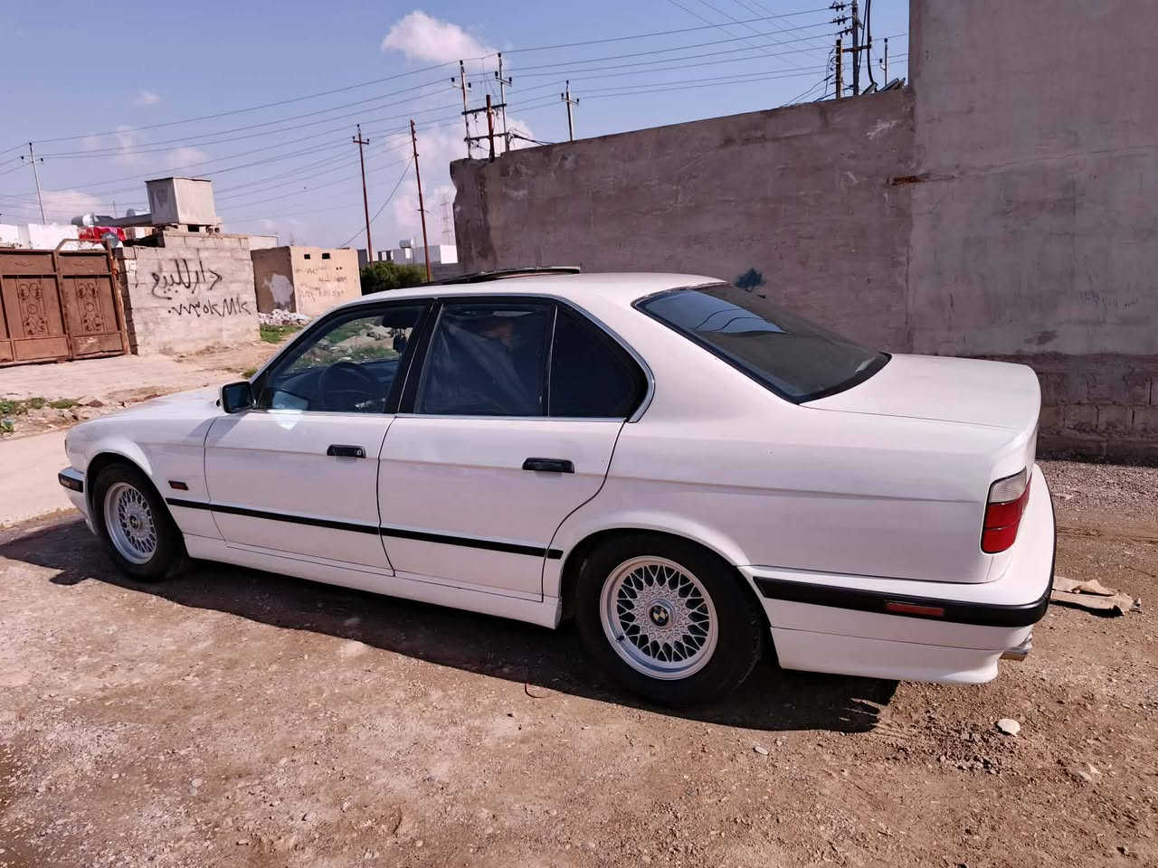 موديل 1992..سعر 75..بي مجالا بدون ضربا كير محرك بشرت حجم 525 كير تؤماتيك ..سنويه له 30جديت هه زا جديت كؤبؤن بي...***********ؤؤؤ***********zzzمكان سيارا كركوك دبس.
