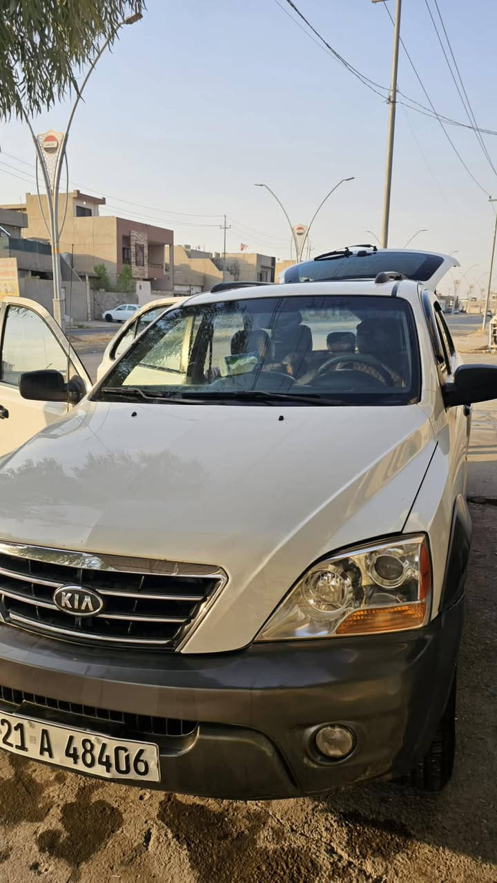 السلام عليكم
سورنتو 
موديل 2007
صبغ شبر بالبونيد 
الجنطه بيه رصعه 
باقي مفوله 
كير محرك مكفولات
فول موصفات 
تحكم ستيرن 
تنته طخم تايرات جديد
صدر امامي خلفي جديد
منظمة غاز حكومي 
مكان السيارة  كركوك
سعر 102
***********
