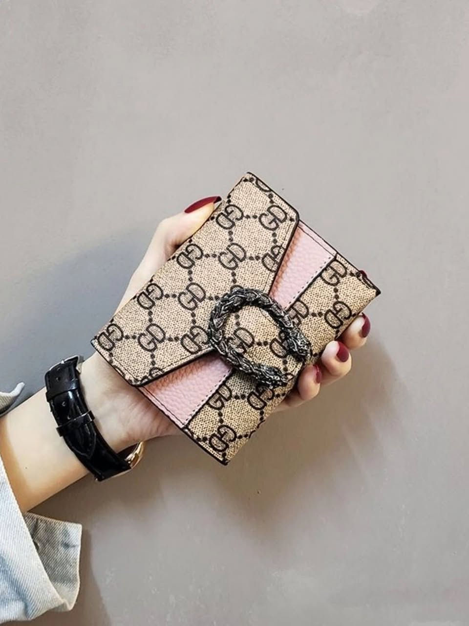 هلووو بنات شلونكم رمضان  كريم بنات عندي حقائب وبضاعه مكس ومسويه مسابقه ممكن لايكاتكم وتعليقاتكم فضلاً وليس امراً


**إذا كنت صاحب هذا الإعلان وتريد حذفه لأي سبب، رجاءا أرسل رسالة إلى الدعم الفني**