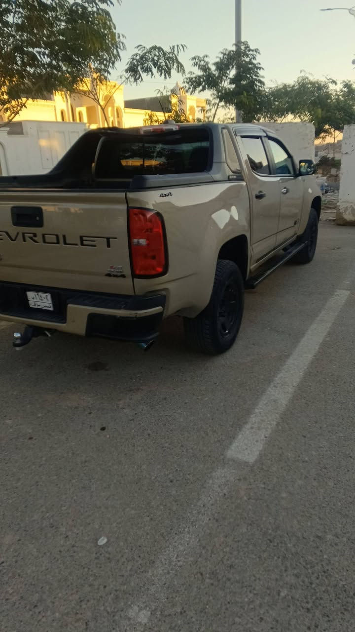 للبيع او مراوس بكامري حديث 
شوفر 2022
امريكي

محرك 6 سلندر
اوتوماتيك
تحكم ستيرن
كشنات تدفئه تبريد
رقم انبار تحويل مباشر
السعر 210$
ضرر چاملغ وبابين ورصعه بالقماره تجي ع بارد رصعه بسيطه جاهز من كلشي فول

المكان الانبار الرمادي للاستفسار الاتصال على الرقم ***********
***********

من رخصت الادمن وافق
