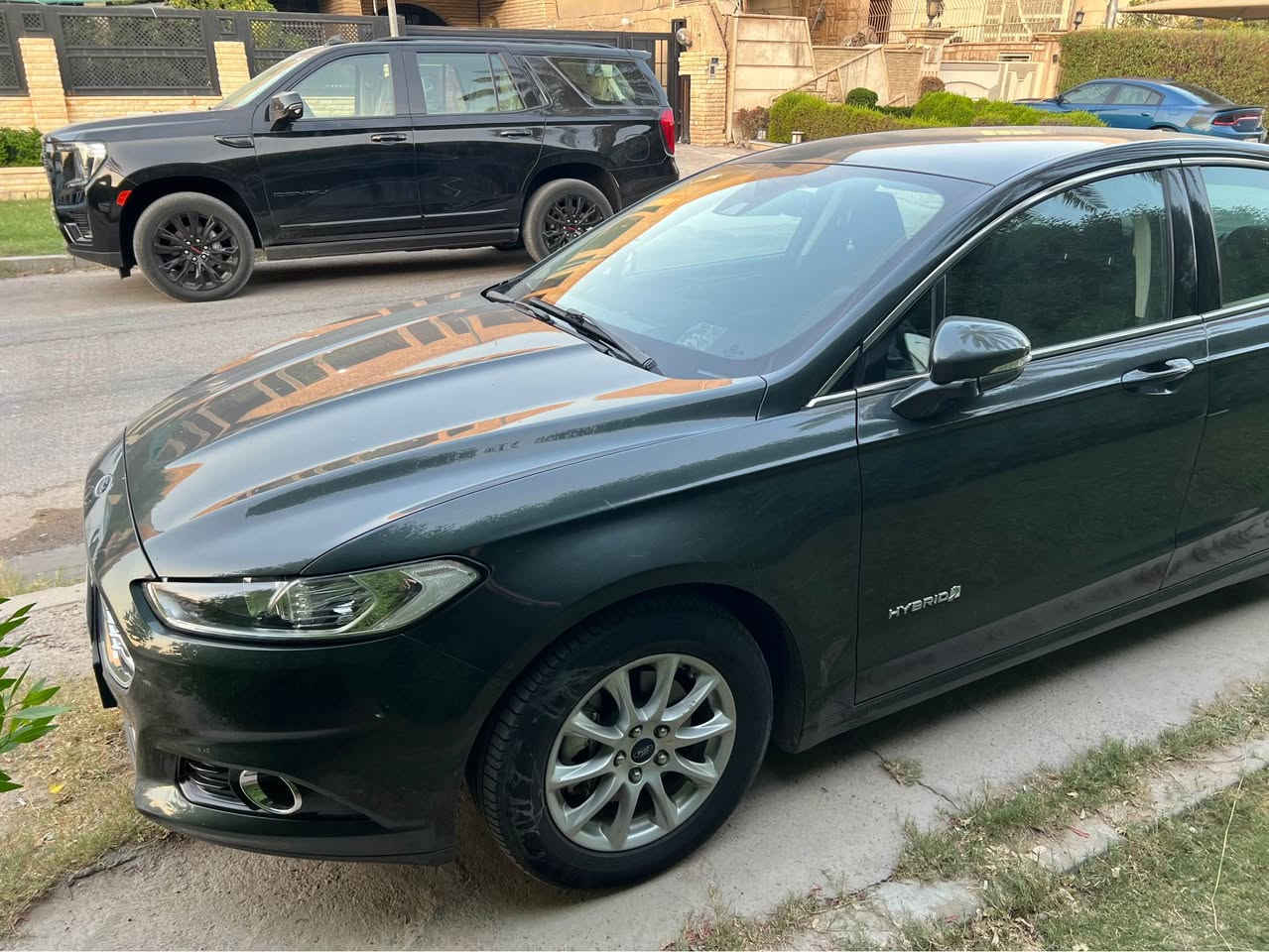 فورد فيوجن هايبرد خليجي ٢٠١٨ ماشية ٥٢ الف كيلو السيارة بلادية كلشي بيهه بلادي بيهه طخة مبينه بالصور وصلحتهه تخم تاير جديد قبل شهر شديته 
المواصفات حساسات ٣٦٠ مري شفط بصمة شاشة جبيرة هاند بريك بصمة تشغيل عن بعد اوتو بارك تمشي بالشحنة ٨٠٠ الى ١٠٠٠ كيلو حسب سياقتك 
رايدهه ب ١٣٨ وبيهه مجال
*********** بغداد, العراق
