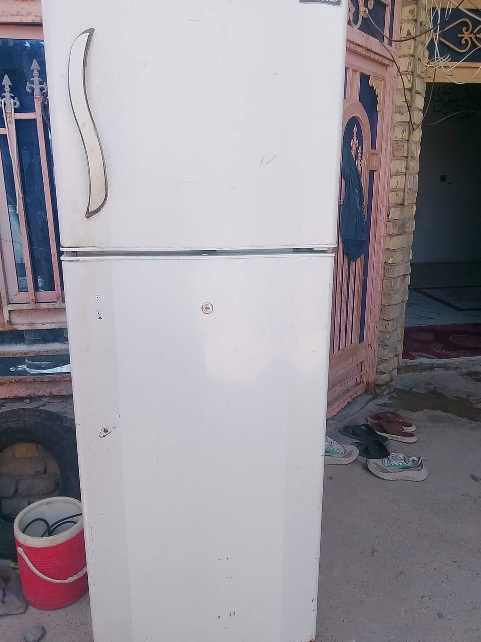 ثلاجه شقالهً مكان الوافدين سعر ‭***********‬ تصل بيك خير ودالل
