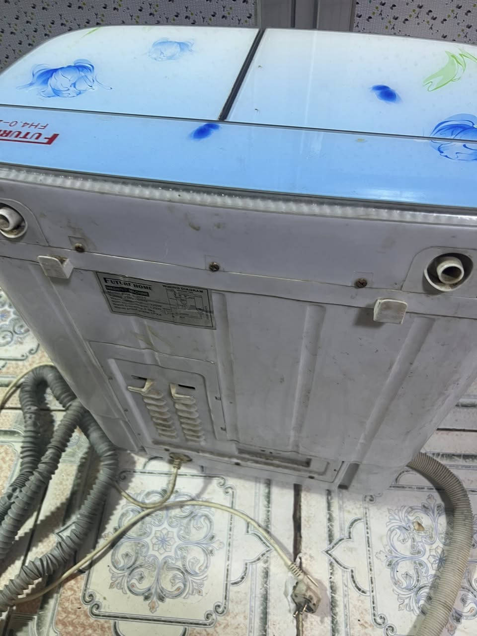 غسالة صغيره للبيع بغداد الامين الثانية ***********السعر 50 الف
