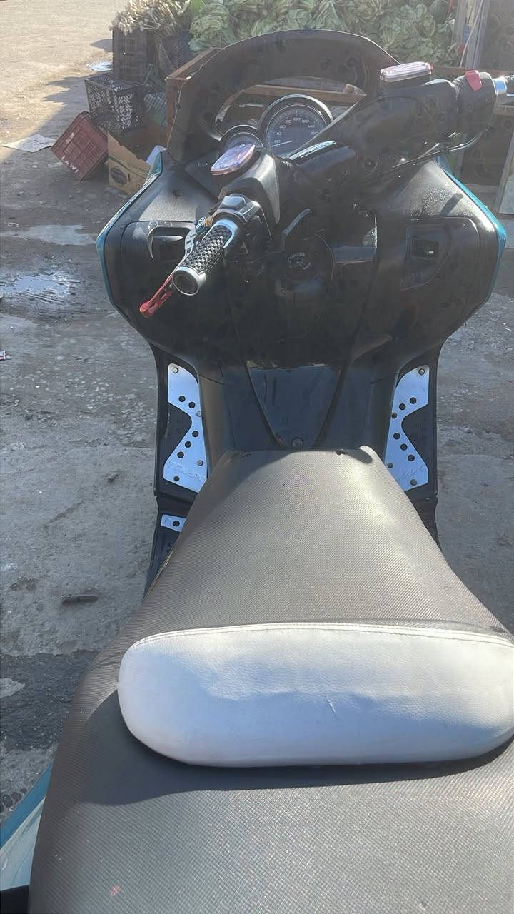 سلام عليكم  تي ماكس  مديل 2011 دراجه  شلعه معدل خير من لله كلجات مل و سي دراجه مكفوله كفاله عمه نقصه بس  جامه مرياته وياه سعر 27 وبيه مجال  قليل ومستعجل عله بيعته  ***********
