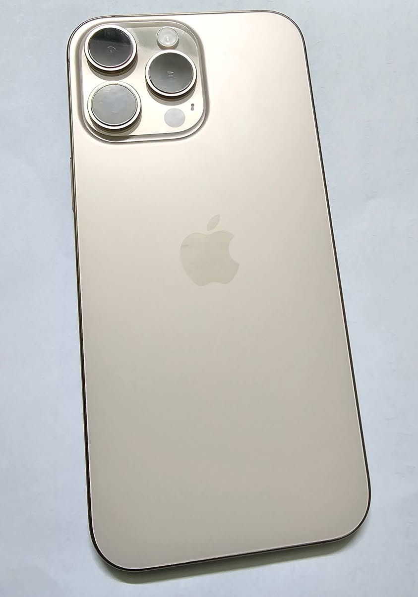 للبيع ايفون 16 برو ماكس ذاكرة 256 نظافة 100 ملحقات كاملة 
سعرة مليون و450 الف قفل مكاني ديوانية_حي النهضة_ للاستفسار 
***********
