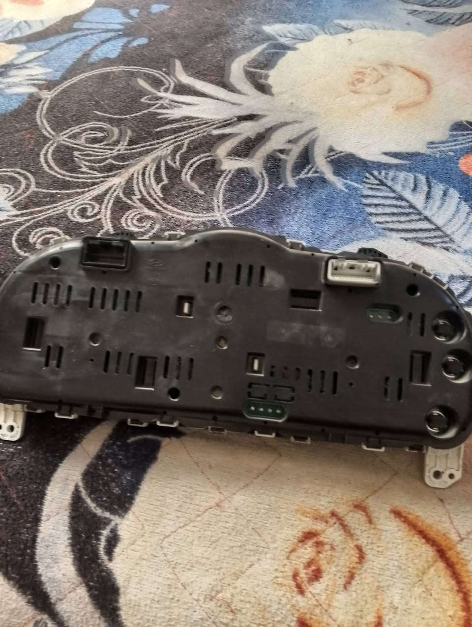 سلام عليكم شباب عينه النتره ليزريه البيع العنوان ب العماره رقم الهاتف ***********
