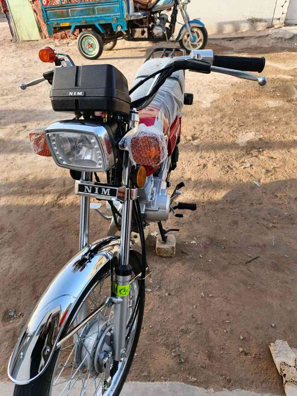 دراجه صارله شهر من طالعه من وكيل عسحك شراي راسلني بيك خير ودلل سكنر .***********
