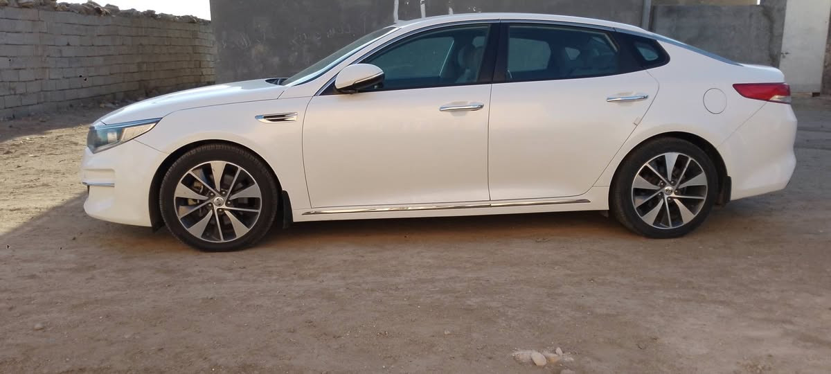 السلام عليكم للبيع اوبتما خليجي 2016 مكفوله كفاله عامه وضع الشركه شكل جديد رقم بغداد سياره جديده بمعنى الكلمه
السعر 158 بيه مجال 
للاستفسار الاتصال بالرقم ***********
