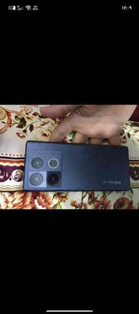 يوجد موبايل انفنكس نوت 40 برو بلس الموبايل مستخدم اقل من شهر بعد بالبا...