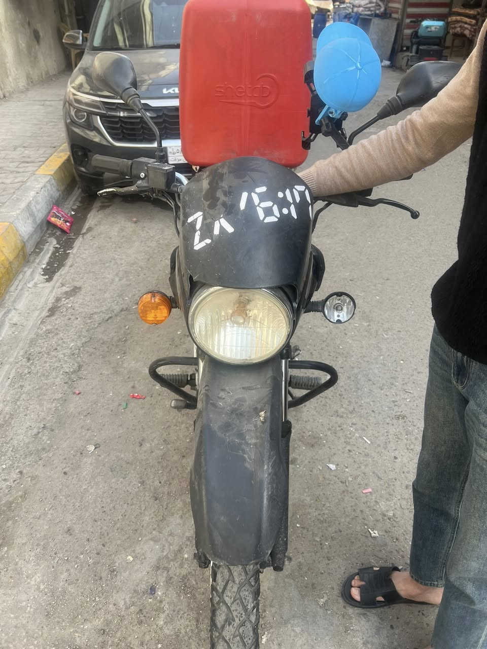 بوكسر جبلي موديل 2022.
اوراقه كامله مدفوع كمرك وضريبه
الدراجه كامله ما بيها  نقوصات والصفاحيات موجوده دراجه محركه نضيف والدراجه مال شغل انكر سلف واطلع 
السعر مليون ونص وبيه مجال بسيط

***********

بوكسر زيونةملك بوكسر بجاج بوكسربوكسر حسوني بوكسر
