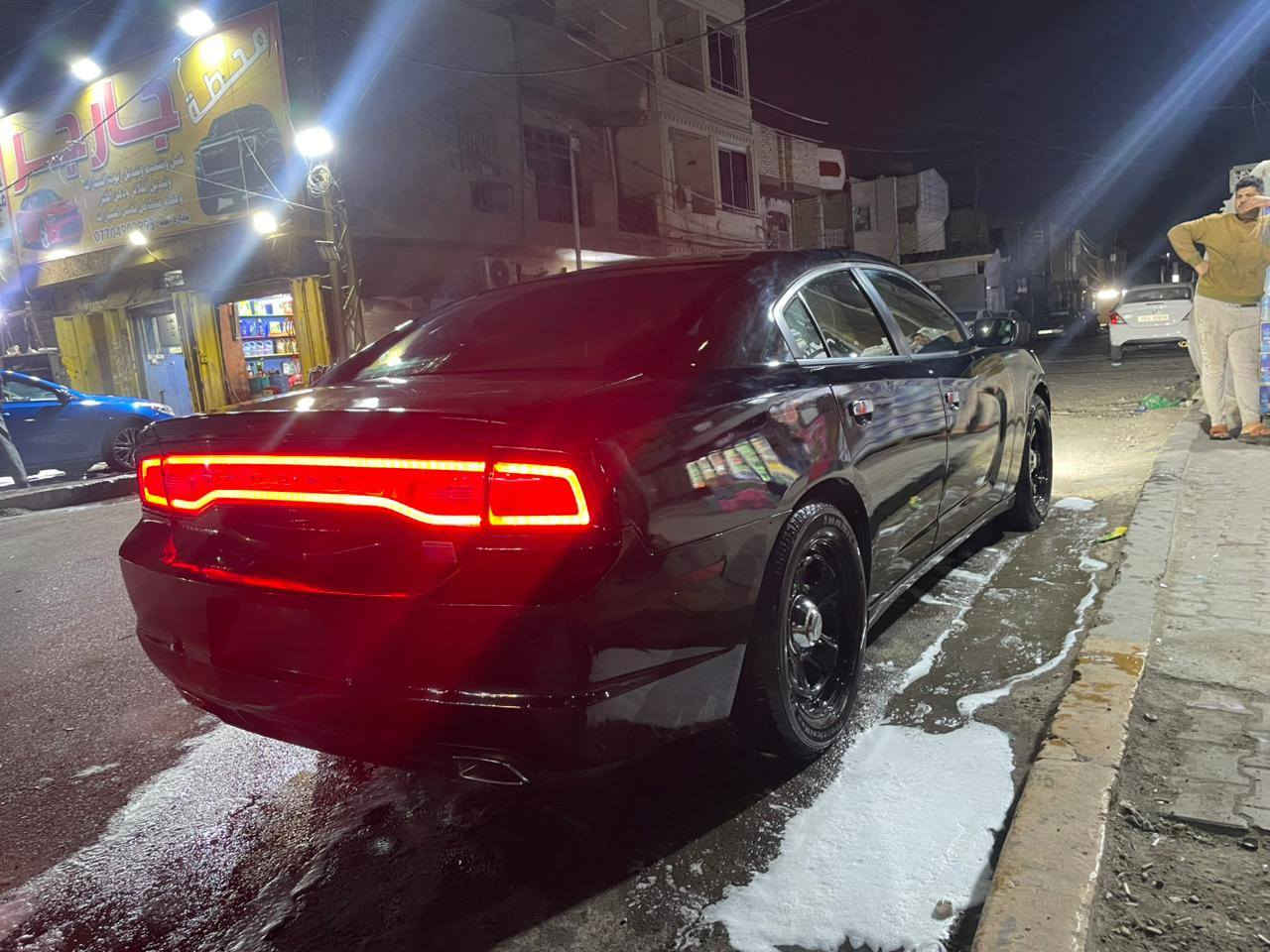 السلام عليكم جارجر 2014
رقم بغداد الجديد بسمي 
سياره جاهزه من مكينه جديد وحداديه اماميه وخلفيه عربانه كامله تبريد تدفئه تخم تاير باتري جديد كهربائيات كلها شغاله غرفه كارتون جلد وتحكمات شاشه زغيره كير طياره ويل بوليس أصلي  منضومه زنون اصليه كلها وبيعه منضومه غاز إيطالي 100لتر يعني انسه صرف  وحاليا سياره مغلفه كلها اسود لمعه بلونها حادث سيارة مال امريكه فقط بابتين وباقي كله كفاله مكان سياره بغداد سعر 150وبيهه مجال حك جيه مو شراي اعبر للمنشور ولاتعبني كلشي ذاكرلك.............***********0
