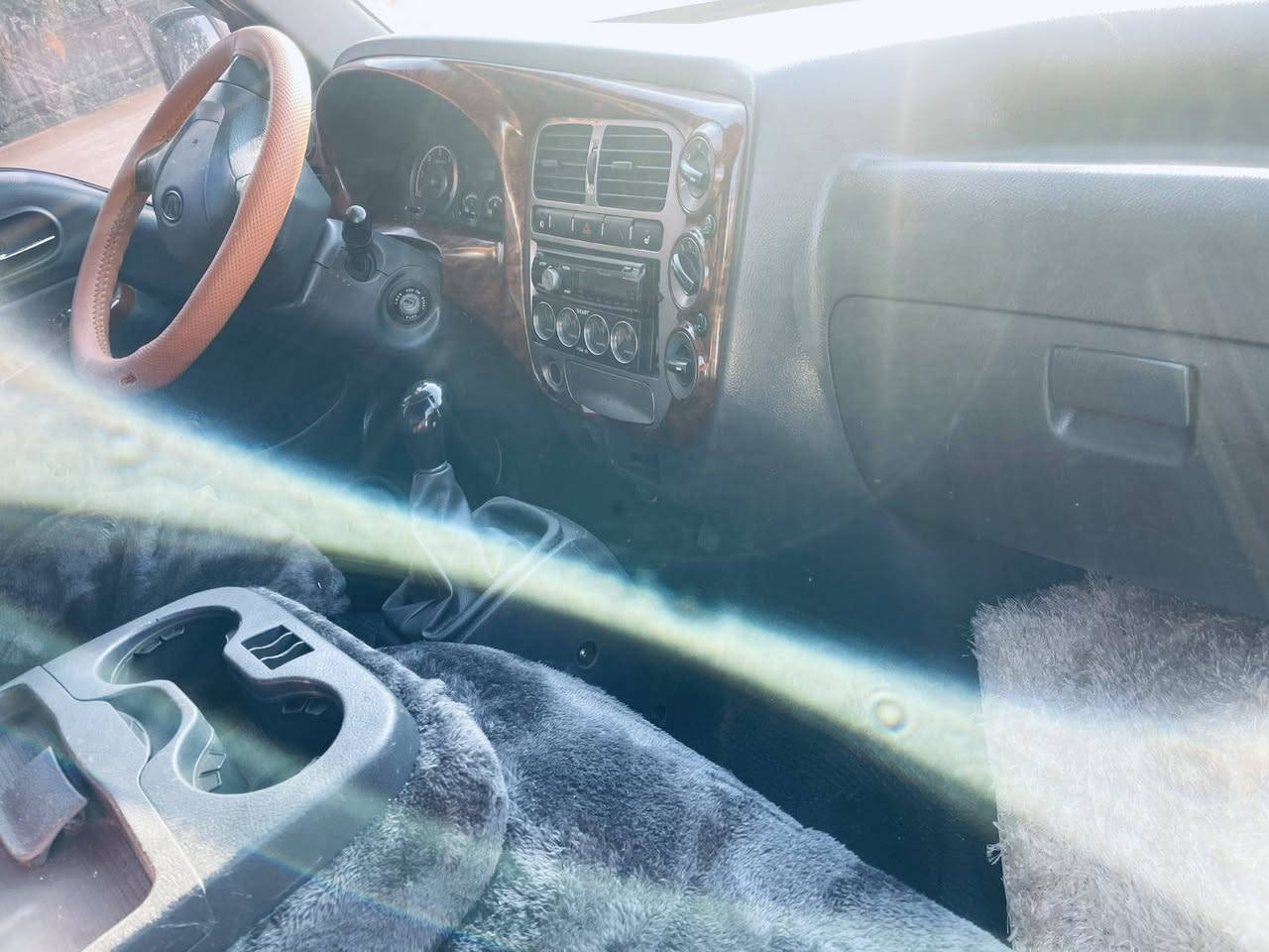 کیابار براوەی دوبیە
گیرومکینەئەکسل بەشەرت
سەیارەکە جاهیزکراوە
61معاملەیە کەم
*********** السليمانية, العراق
