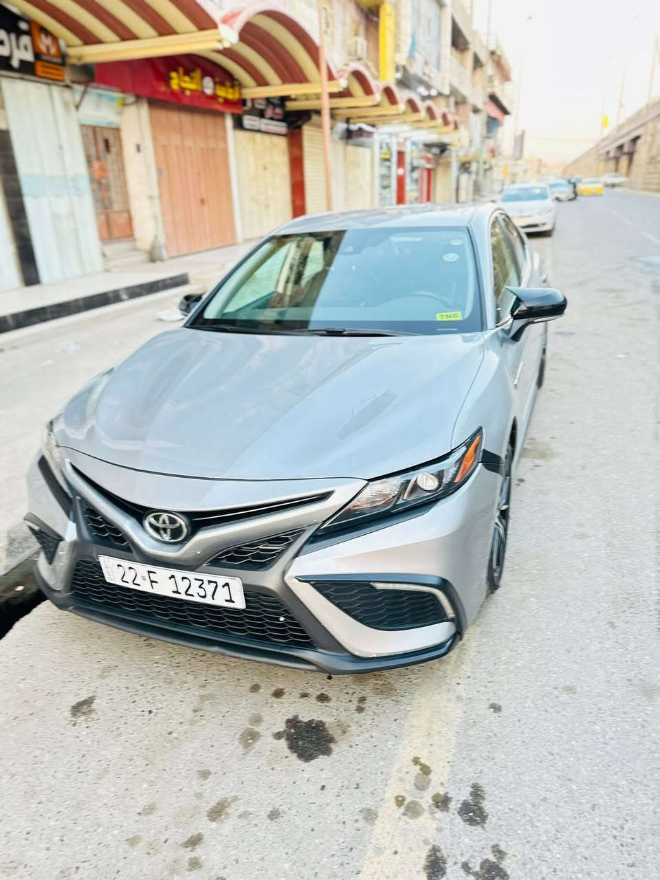 كامري موديل 2022 SE
ماشيه ٧٨mi
لون سلفر 

مواصفات 
كشنات جلد+كهربائي 
شفتات استيرن
٣ انظمه قياده 
دبل ايكو 
اشاير بالمري 
شفتات ستيرن 
ضرر { جاملغ امامي مع بال كلير فقط ضرر بسيط جداً   }
بجم كبس  +خلفي كبس
سعر220 
رقم سياره اربيل شرط تحويل
رقم صاحب سيارة 
‭***********
***********
