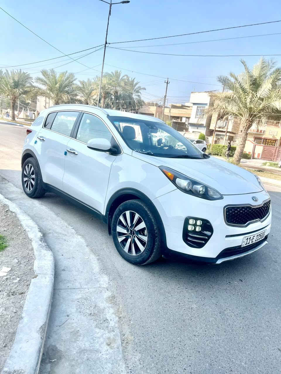 سبورتج موديل 17 كلين بنيد بخ  فقط بدون ايرباك ليبل واحد محرك 2400 باسمي مال جناي. جاهزه ضعف كمبريسر تبريد تتفاصيل وضرر بلصور بيهه بارد باب وبجنطه بارد قليل تجي وشوف بعينك مكان سيديه السعر 155 مجال حك الجيه تواصل ع رقم ***********
