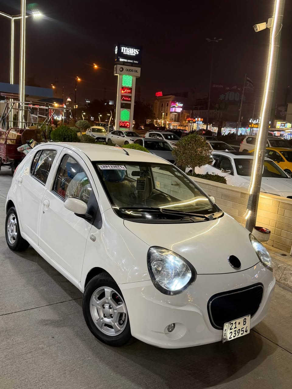 ***********
للبيع بسعر مناسب كلش بسعر اوبل  53 ورقه 
جيلي باندا موديل 2014 رقم سليمانيه سنويه ورقم كلشي بيها جديد بطاقة بانزين  سياره جديده ونضيفه كلش ايد واحد ماشيه قليل 80  الف كير ومحرك موغوب نفس كورلا من شركه حجم 18 مملعوب بي لافتح ولاصوت ولاصرف ولا بخار ولا نضوح  ادوانز ماكو نشطه كلش وسريعه سلسه بقياده تايرات وياله جديد صدر جديد سياره بجم خلفي كبس مابيها شي فقط بيبان ثنين صبغ سكن وخلفيه سكن وهلال خلفي شوي هم يعني قطعتين ونص صبغ باقي مكفول اي عيب اي خلل مابي تبريد ثلج تدفيه شغال كهربيات كل شغال كير اتوماتيك سياره مكاني كركوك سعرها 53 ورقه
*********** كركوك, العراق
