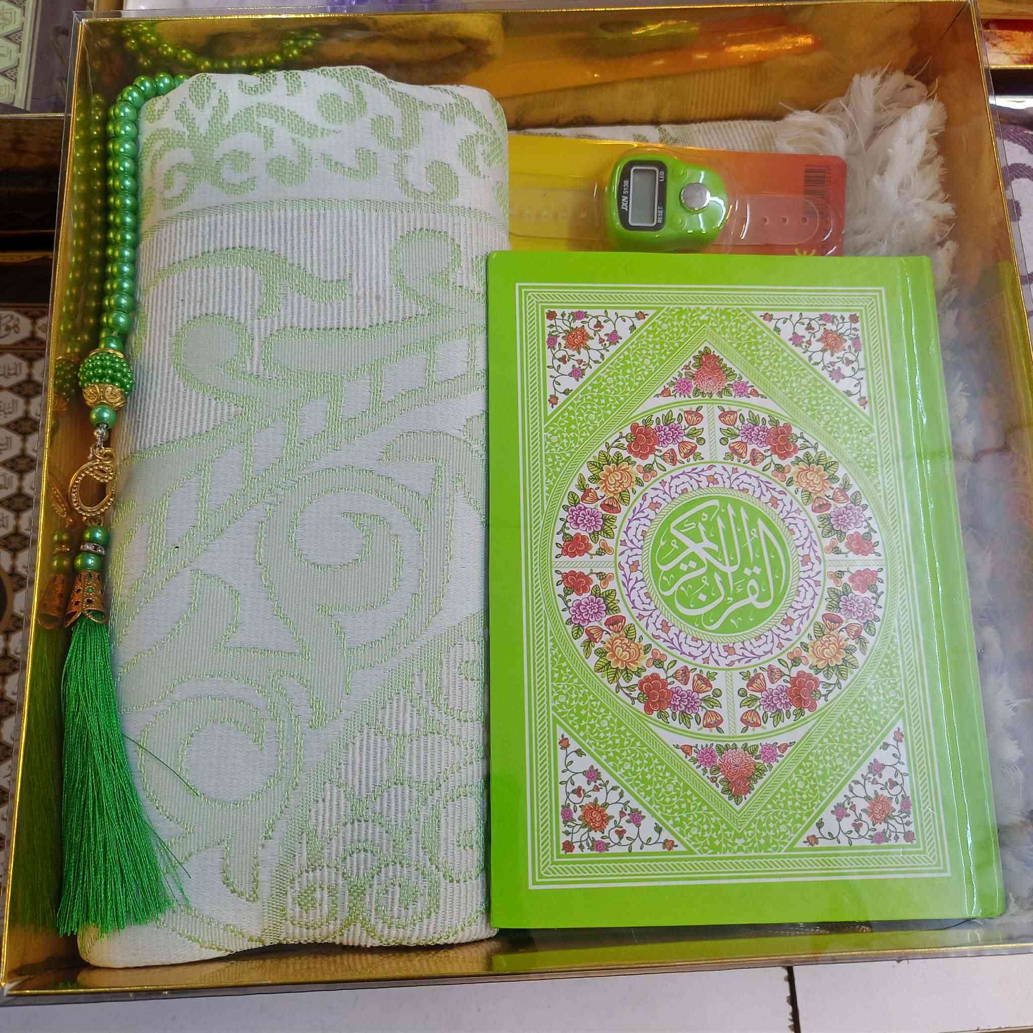 سڵاو بەرێزان قوورئانی پیرۆز بە جوملەو مووفرەد هەیە هەدیەی خۆشەویستانی بکەن


**إذا كنت صاحب هذا الإعلان وتريد حذفه لأي سبب، رجاءا أرسل رسالة إلى الدعم الفني**