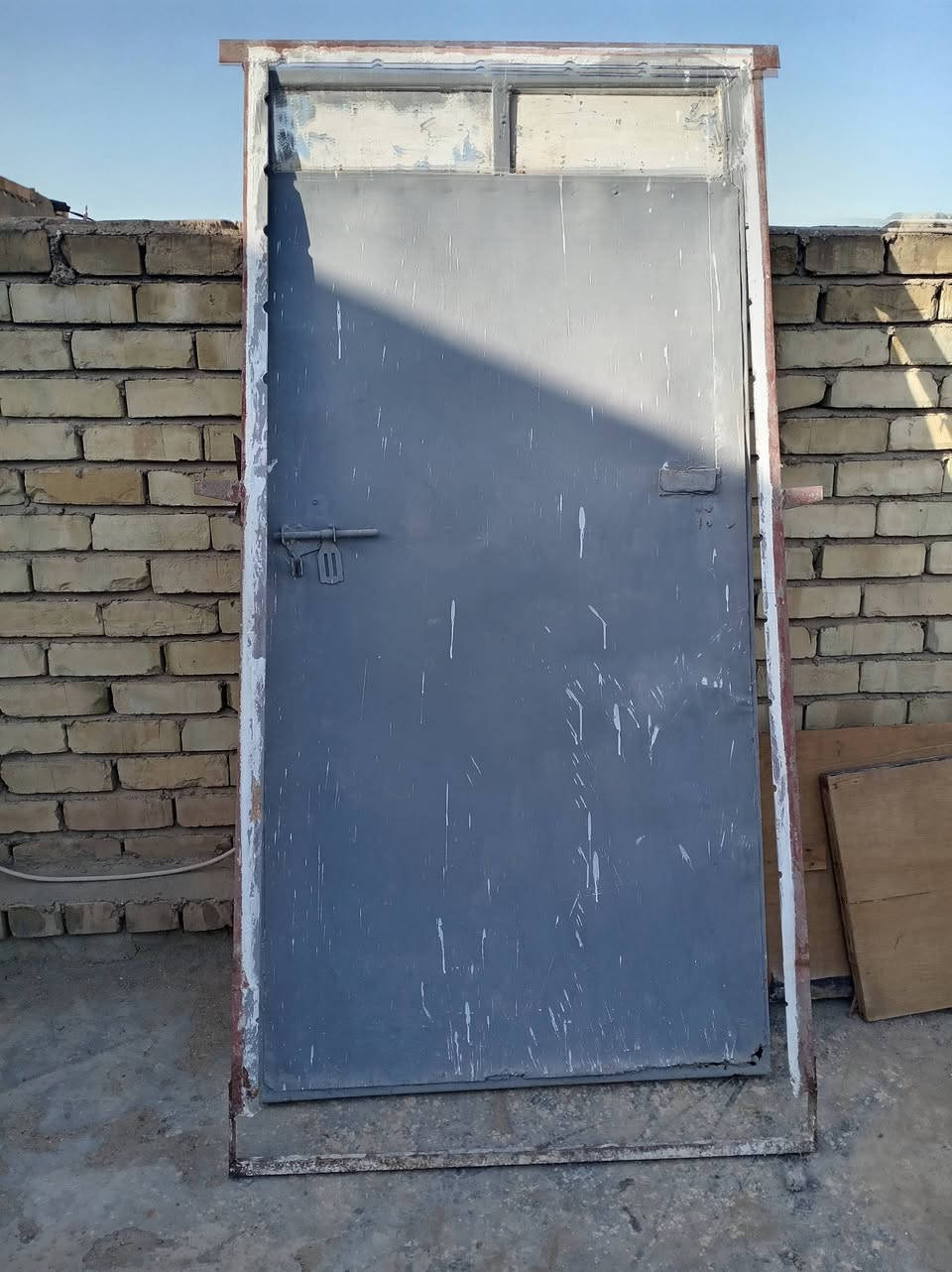 سلام عليكم ورحمة الله وبركاته عندي بوب مستعمله نضيفه للبيع كما في الصورة
للا تصال ***********
***********

