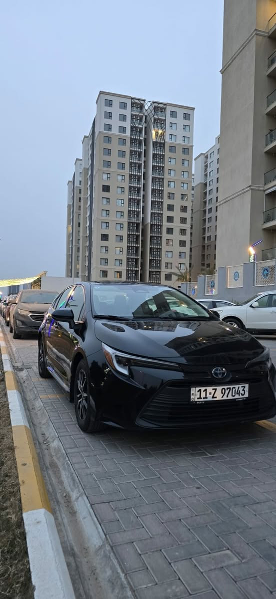 للباحثين عن القطع النادرة وحادث جدا جميل بسيط
كورلا LE محسن 2023........
شرط ولاايرباك طاك بيه كله بلادي وسليم.......
هايبرد
#المواصفات#
 اقوة صفه بيه تميزه وتجعله نادره انو هيه ALL WHEEL DRIVE 

رقم بغداد انكليزي
كامره وشاشة تدعم كار بلي......
تدفئة كشنات
تدفئة ستيرن مقود
بصمة
حساسات امامية
حساسات جانبية
تحكمات ستيرن
دوشمة جلد
حادثها قبغ صندوق فقط  ومبدل بنفس اللون والباقي مكفول 

السياره مكفوله عدا تبديل قبغ الصندوق كفاله عامه وكذلك مكفوله حتى من الشخوط يعني مختصر الكلام سيارة دينار متصرف عليه .......

السعر مفأجاة مفجأة.....158ورقة وبيه مجال للجاد بالشراء ومااعتقد اكو هيجي مواصفات وهيجي نظافة بهذا السعر اخو البلاش......

صور حادثه مع بقية الصور .....
وفيديو كامل اله بالتعليقات  راح ينزل.......
***********
