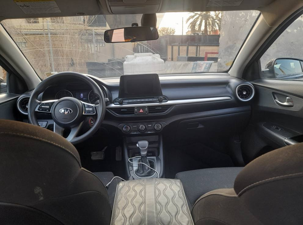 فورتي موديل 21.  الحادث كما موضح بل صورة بل اضافة اكو شخوط بل سيارة وموجودة بل صور انتهاء السنوية بعد 3 سنوات السيارة حرة ومكاني البصرة الجمعيات السعر 148 رقم الهاتف *********** البصرة, العراق
