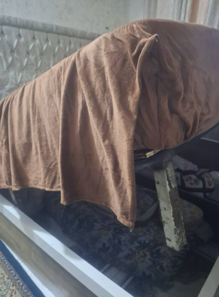 السلام عليكم جربايه وكومديات وميز تواليت للبيع قيم واخذ ***********
