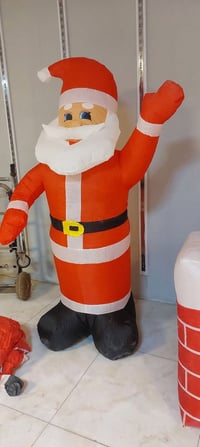 اخون نفخ كهربائي بابا نويل لبيع جديد  السعر 25 الحجز والاستفسار مراسلة...