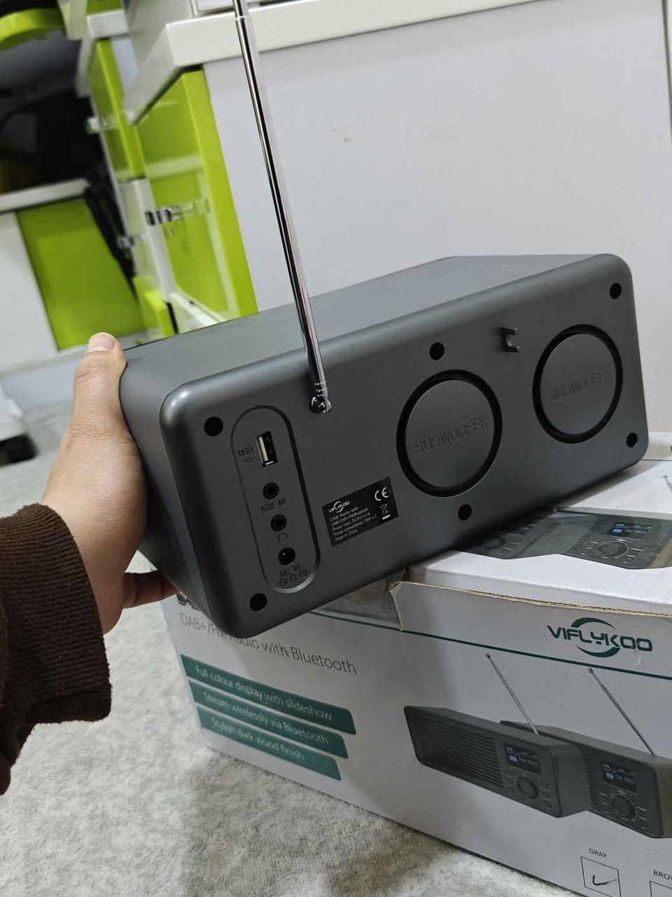 سپیکەرێکی  شاز   بلوتوث  ڕادیۆ   فلاش  ئۆکس    لۆک  بەکار نەهاتوو  بۆ  ماڵەوە و بۆ دوکان زۆر تایبەتە  نرخی  کۆتایی   30 هەزار
*********** السليمانية, العراق
