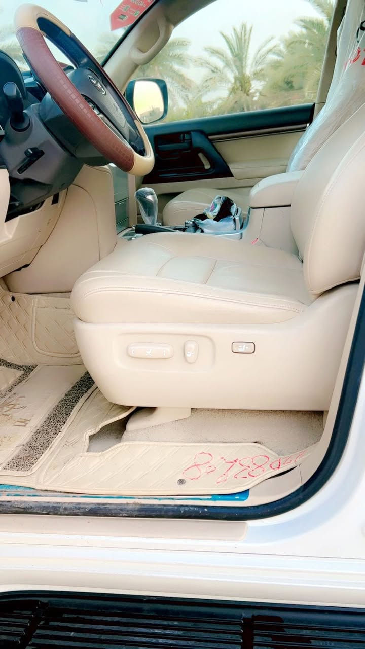 لاندكروز جيهان 2021 محرك 6 مكفوله 8 ايرباك كشن 3 دكم وباقي موصفات لاندكروز المعروفه للبيع السعر 530 وبيهه مجال قليل رقم اربيل الدولي باسمي السياره كارتون
***********
***********
