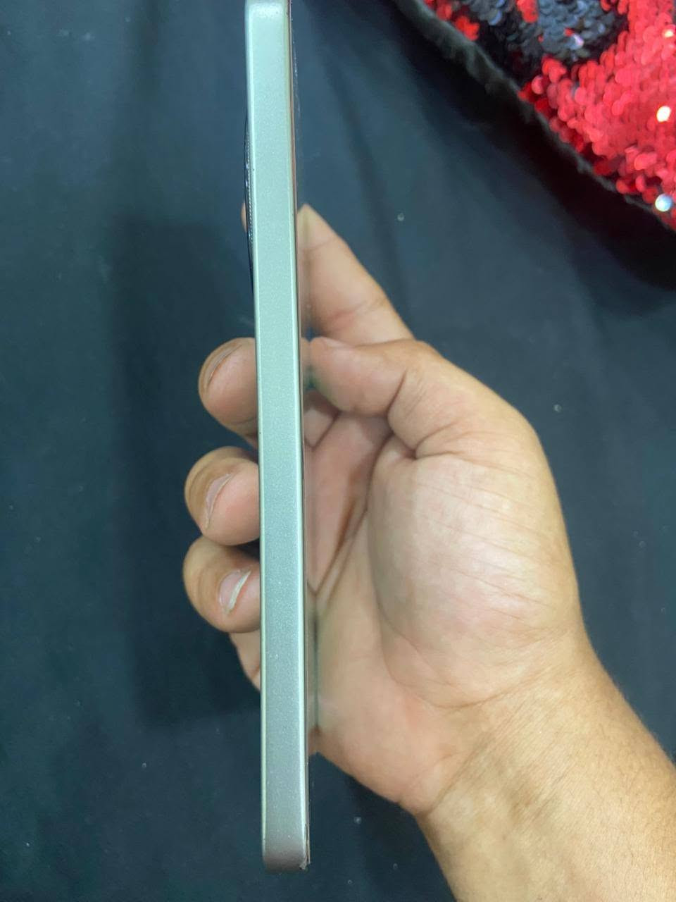 السلام عليكم هونر X9d للبيع جهاز كلش نضيف شاصي كامره جدا نضيفه استخدام اقل سنه ذاكره 256 بي مشكله بسيطه هذ الفطر الي بالزاويه وممبين بالاستعمال ب 325 وبي مجال مكاني بغداد الدوره بوعيثه


**إذا كنت صاحب هذا الإعلان وتريد حذفه لأي سبب، رجاءا أرسل رسالة إلى الدعم الفني**
