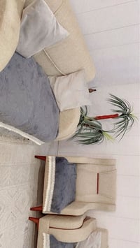 للبيع بسعر مناسب ‭٠٧٧١ ٢٣٠ ٥٥١٨‬